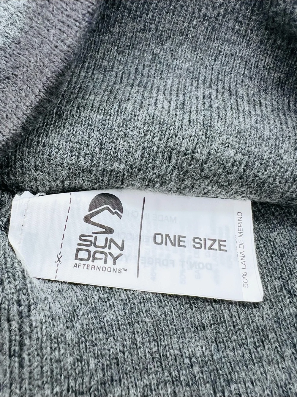 Sun Day Afternoons Unisex Glow-in-the-Dark Merino Stellar Beanie - Navy/Gray NWT